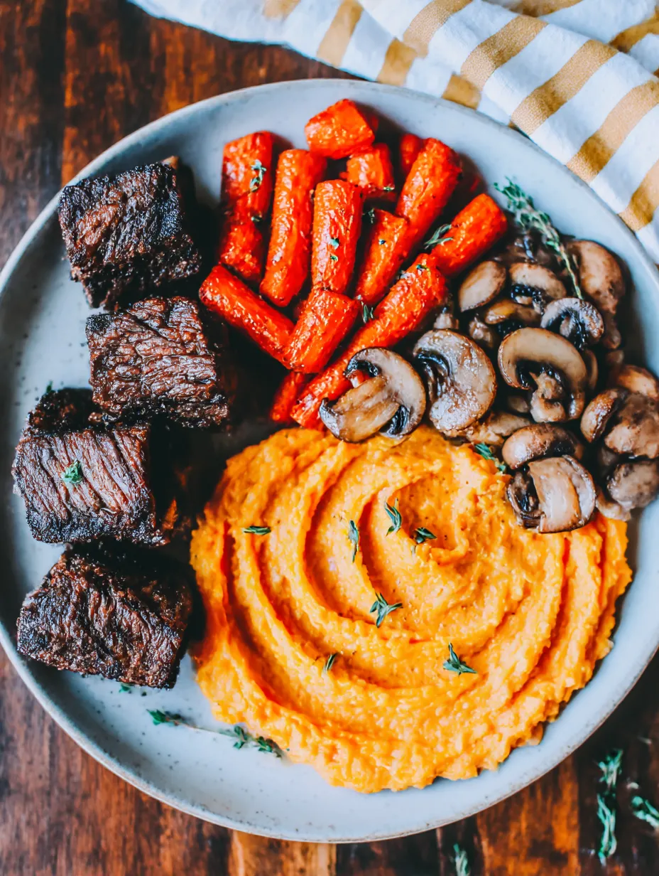 A plate of food with meat and vegetables.